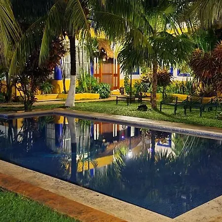 Beautiful Place Pool At 10 Minutes From The Beach Apartment